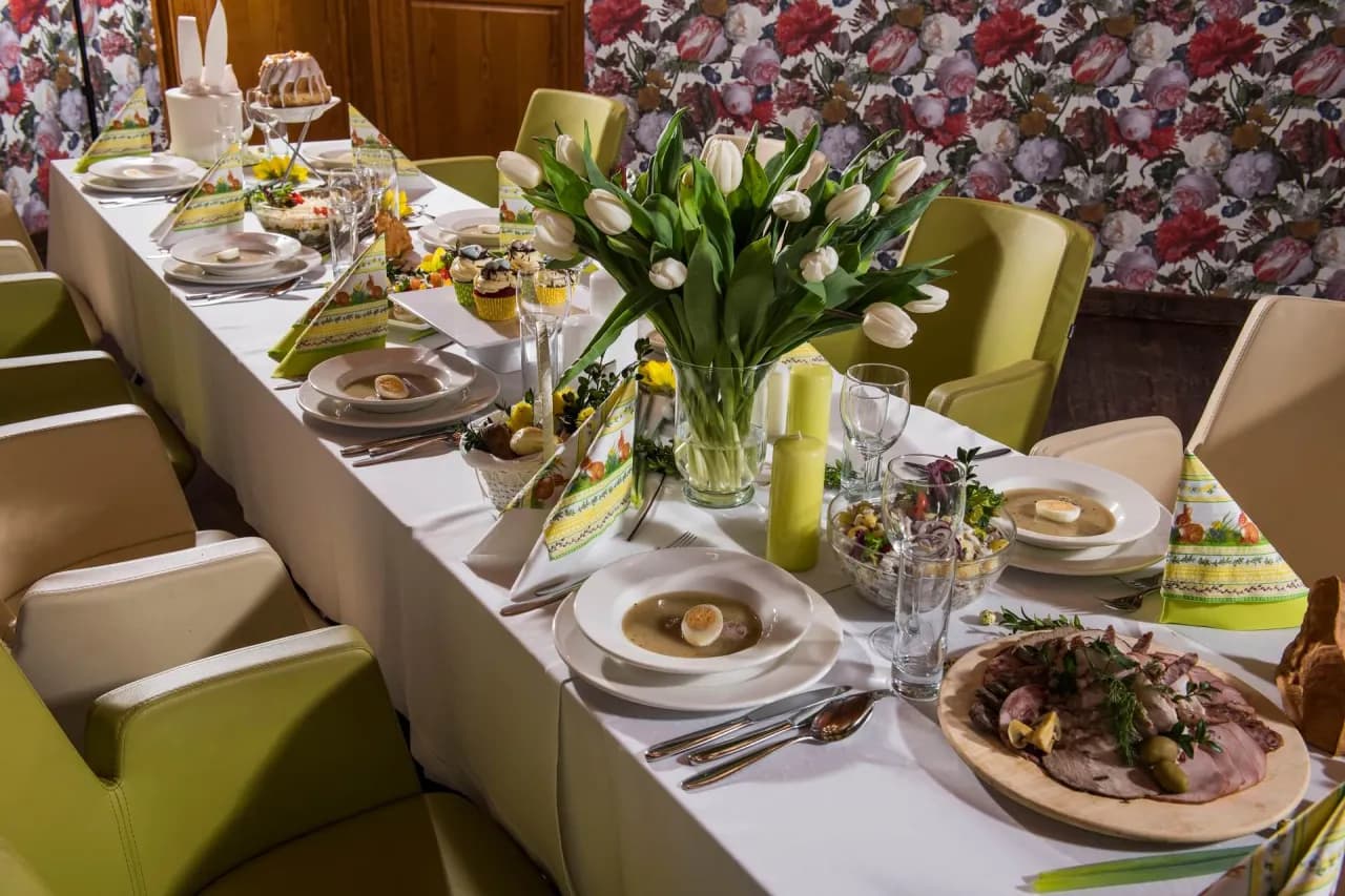 Co na stole wielkanocnym? Tradycyjne potrawy, które musisz znać